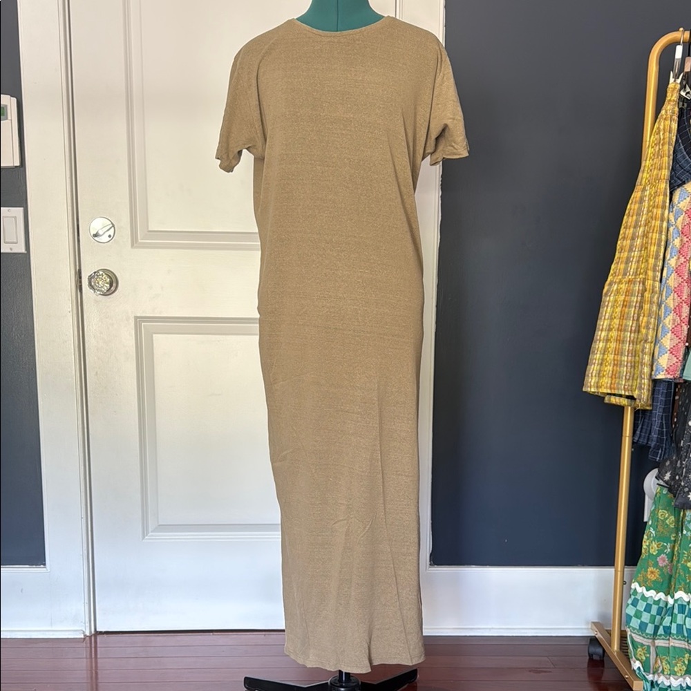 OZMA Beige/Tan Short-Sleeve Knit Maxi Dress